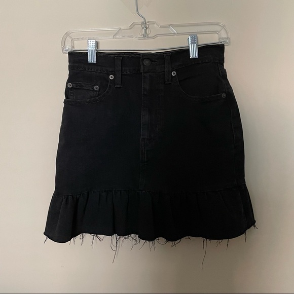 Levi's Black Denim Mile High Ruffle Skirt - Picture 3 of 10